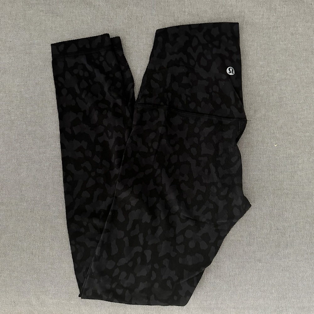 ✖️SOLD✖️Lululemon align pant 25”